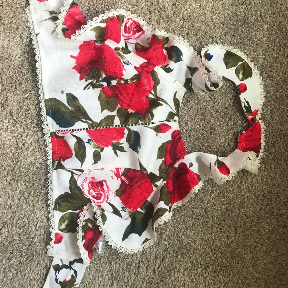 Floral Print Knot Crop Top